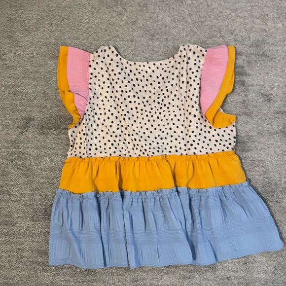 NWOT, THML ruffled Beige and Black Polka Dot Top, sz larger - Picture 3 of 4